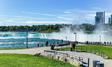 Private Walking Tour with a Knowledgeable Local Guide